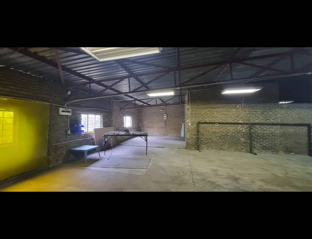 160M² WAREHOUSE TO LET IN DELPORTON